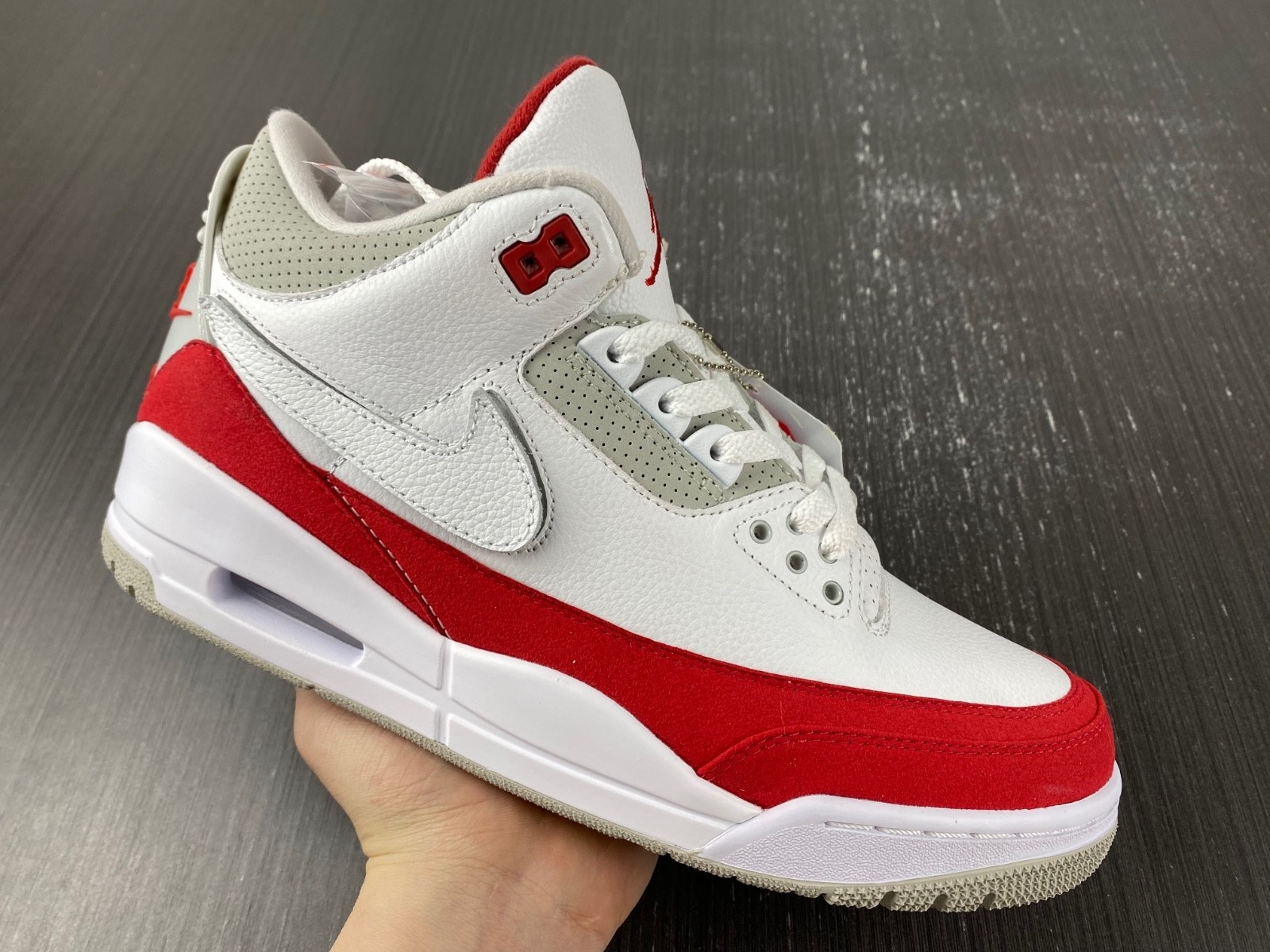 Air Jordan 3 Retro Tinker White University Red - CJ0939-100