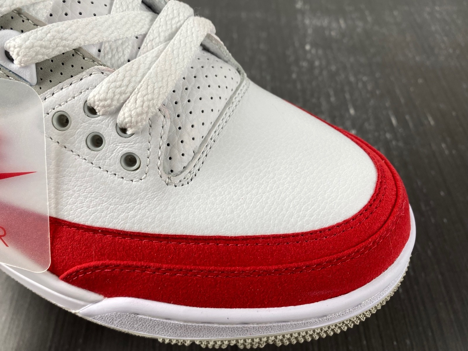 Air Jordan 3 Retro Tinker White University Red - CJ0939-100