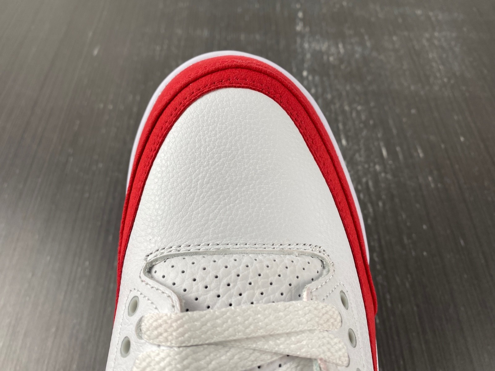 Air Jordan 3 Retro Tinker White University Red - CJ0939-100