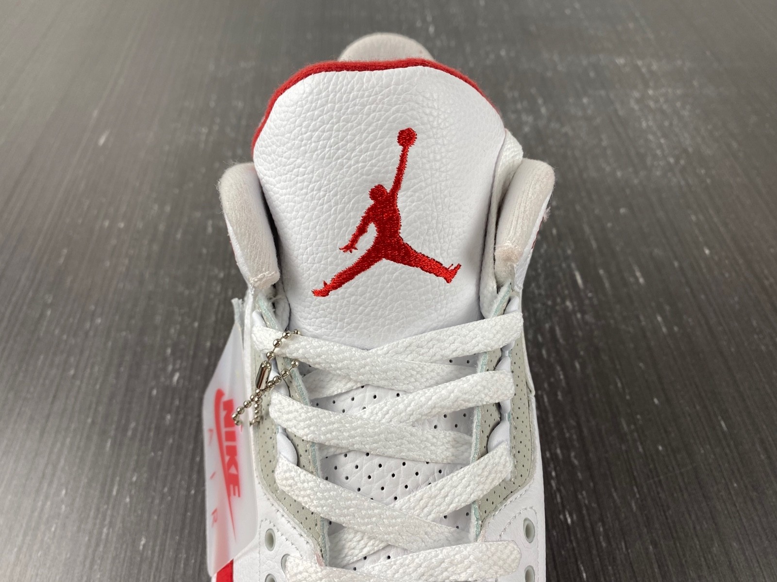 Air Jordan 3 Retro Tinker White University Red - CJ0939-100