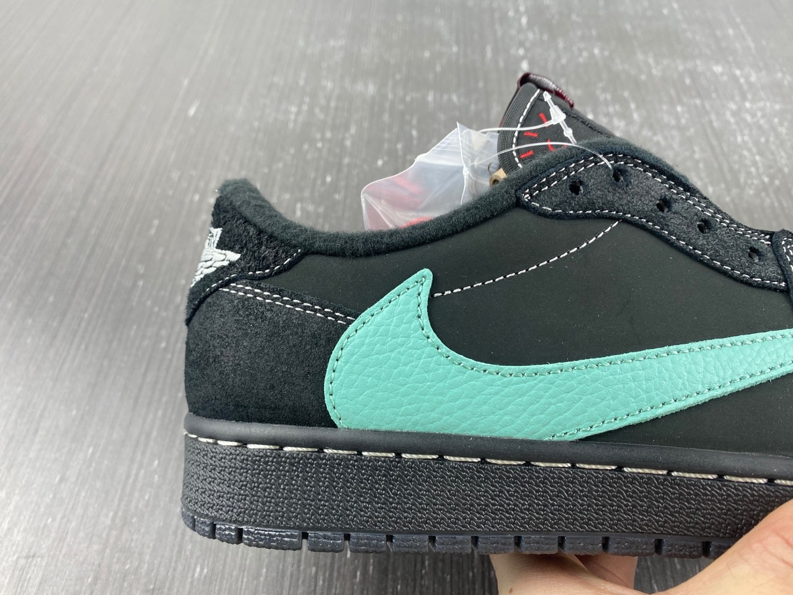 Travis Scott x Air Jordan 1 Low OG DM7866-311