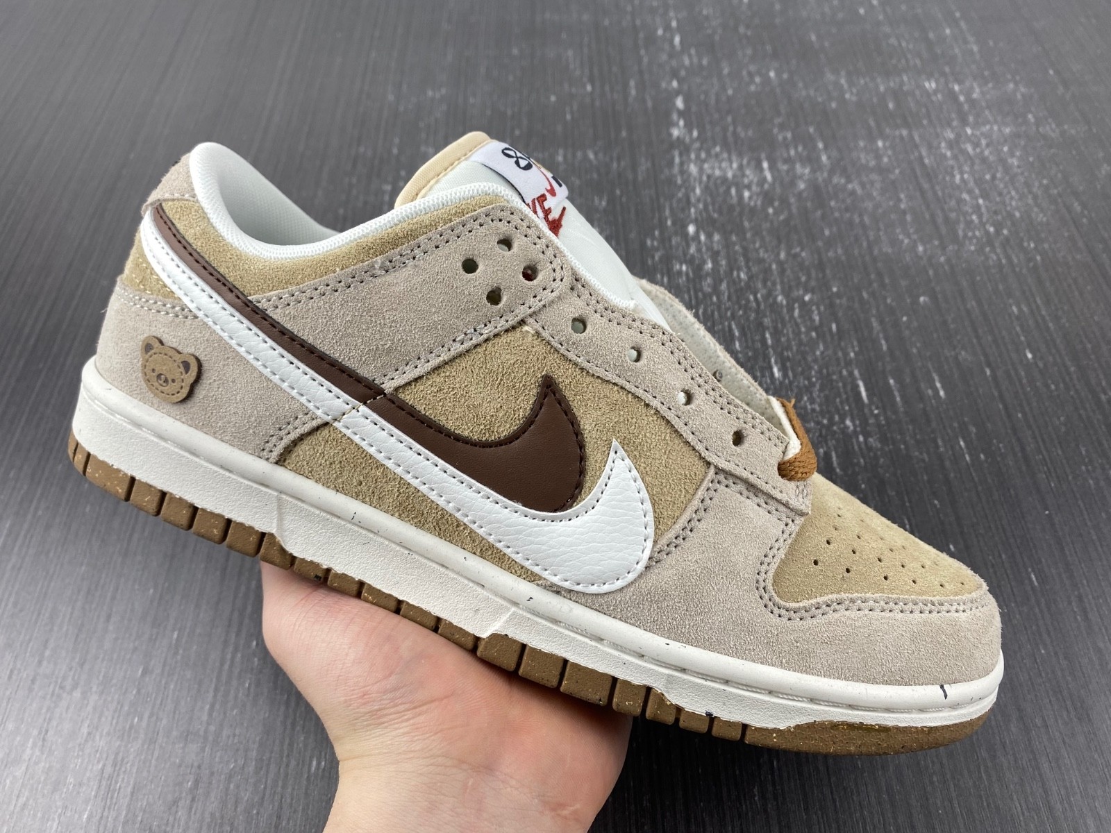 Nike Dunk Low Double Swoosh 85 DO9457-100-1