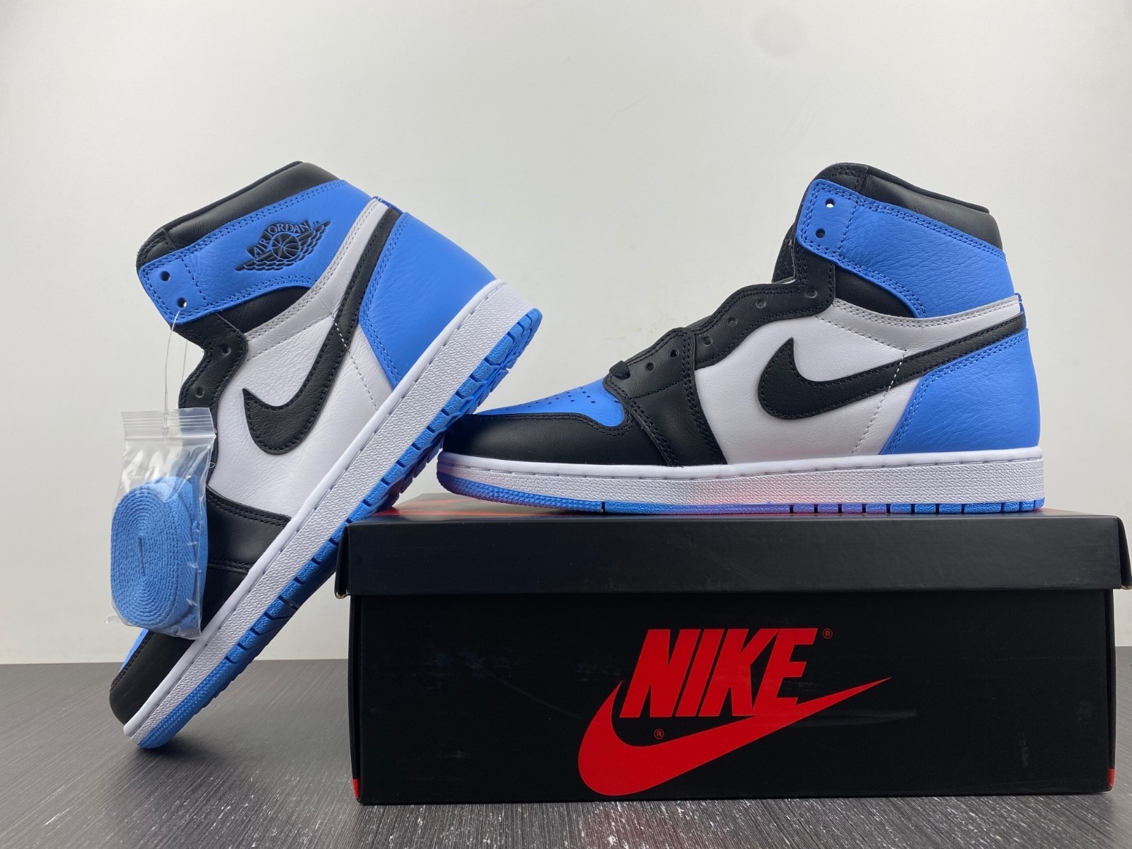 Air Jordan 1 High