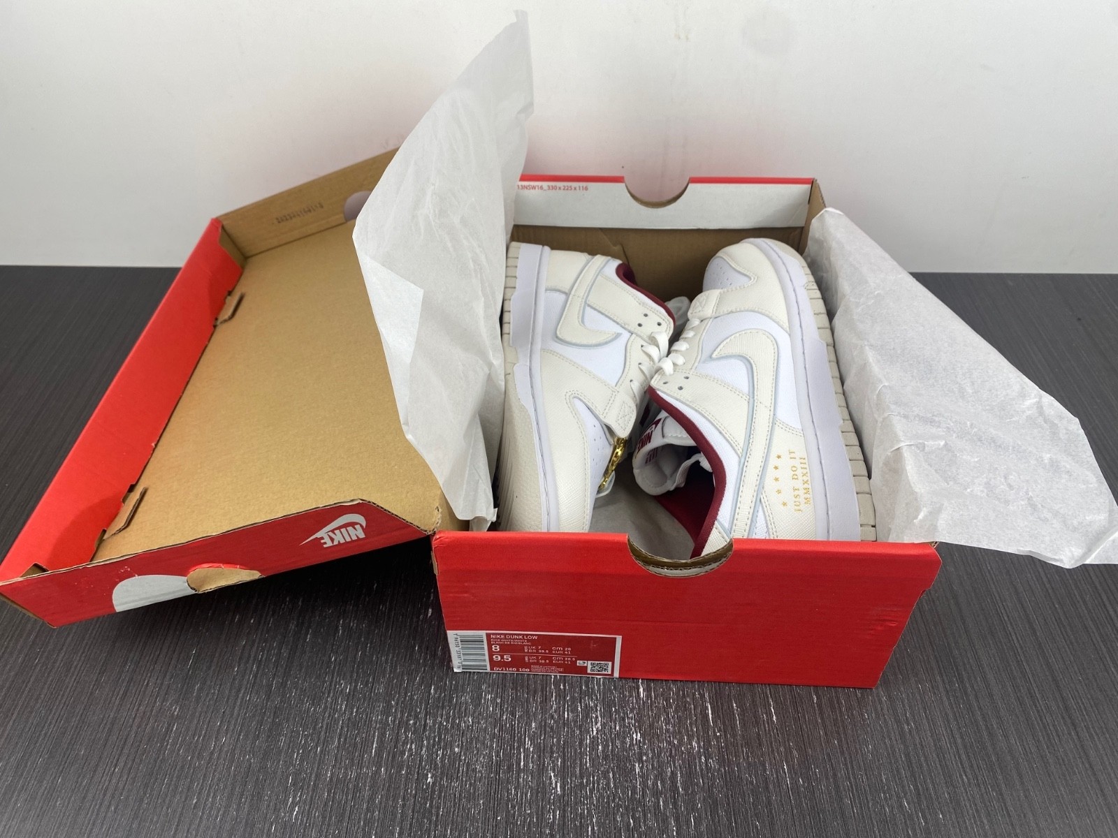 Nike Dunk Low "Just Do It" DV1160-100