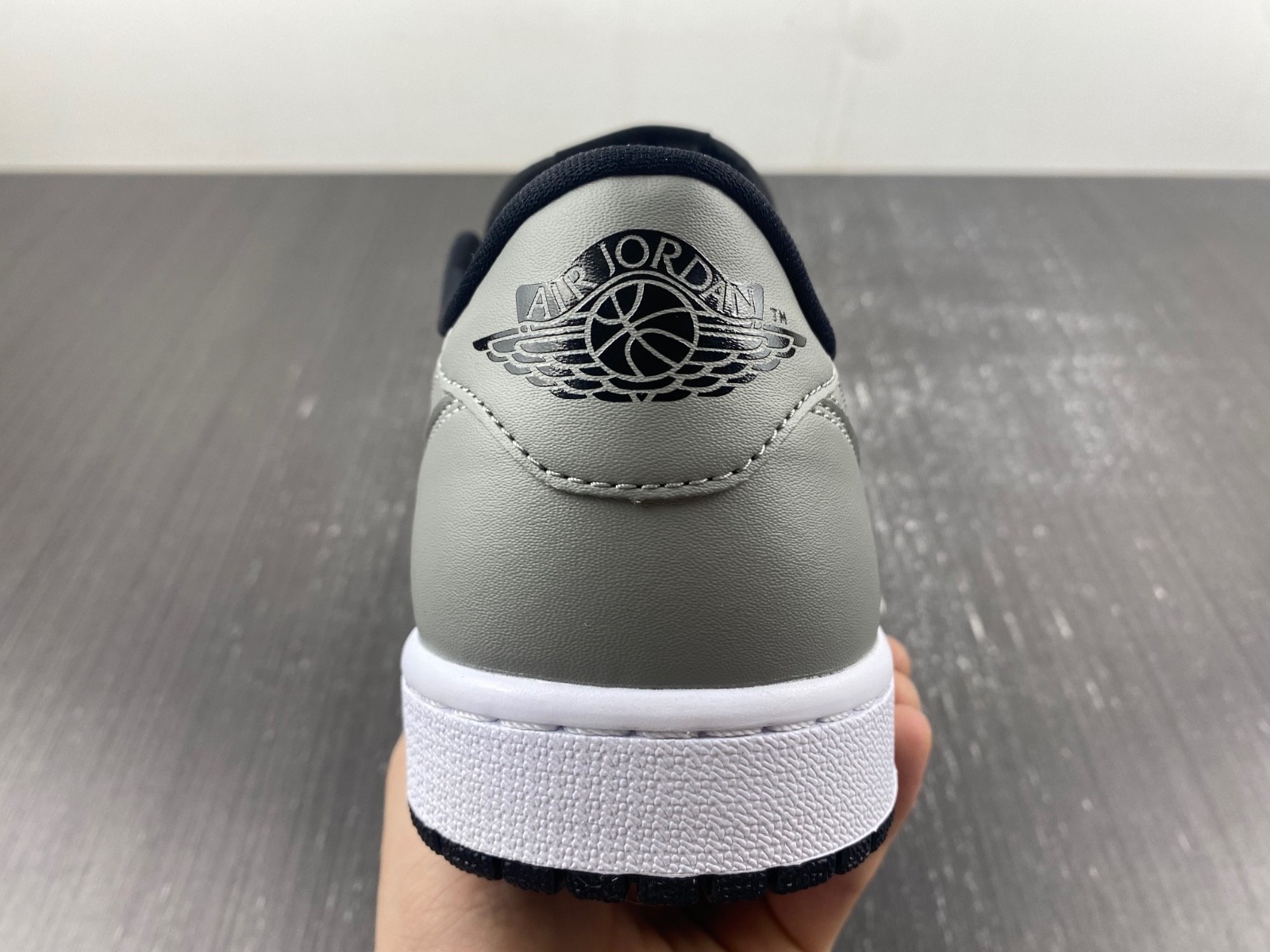 Air Jordan 1 Retro Low Shadow - 705329-003