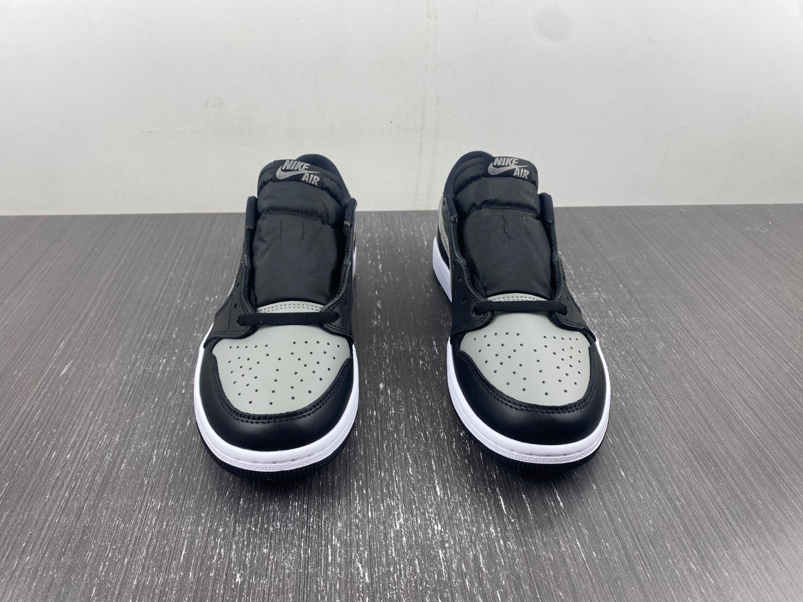 Air Jordan 1 Retro Low Shadow - 705329-003