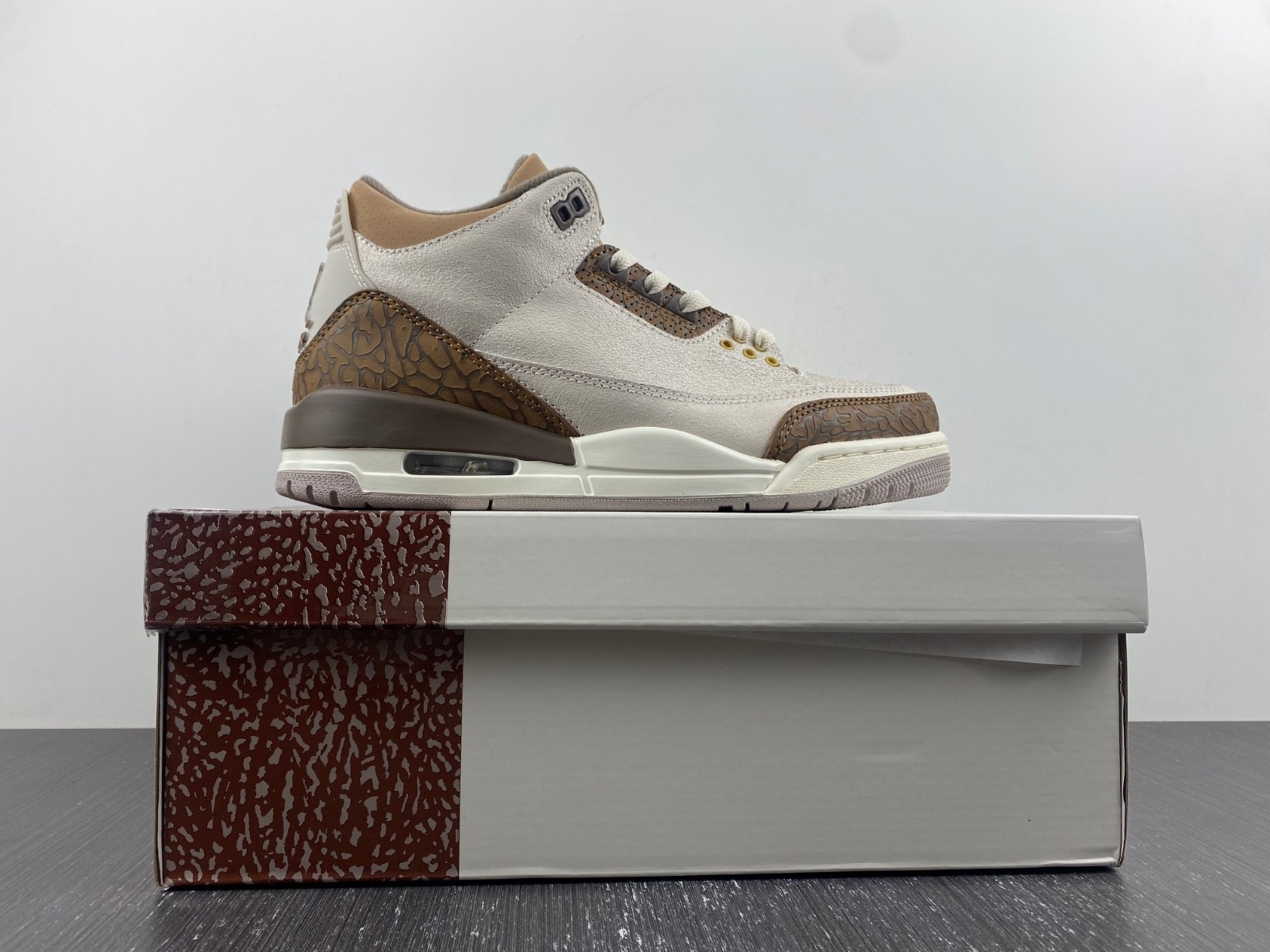 Air Jordan 3 Palomino CT8532-102