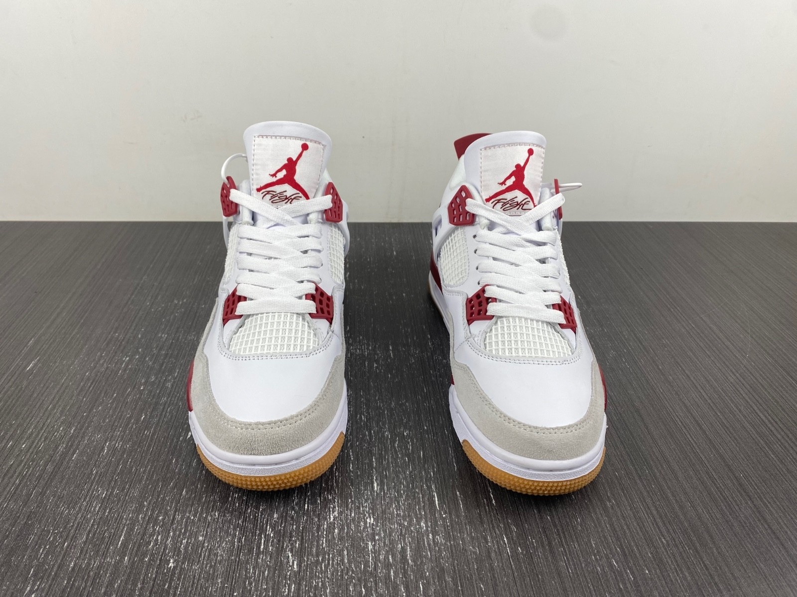 Nike_SB_x_Air_Jordan_4 DR5415-160