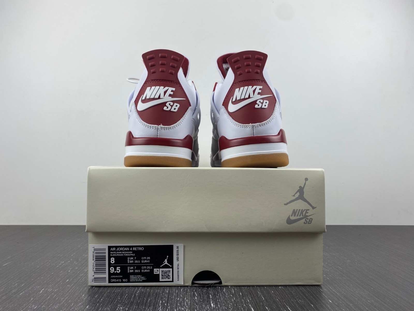 Nike_SB_x_Air_Jordan_4 DR5415-160