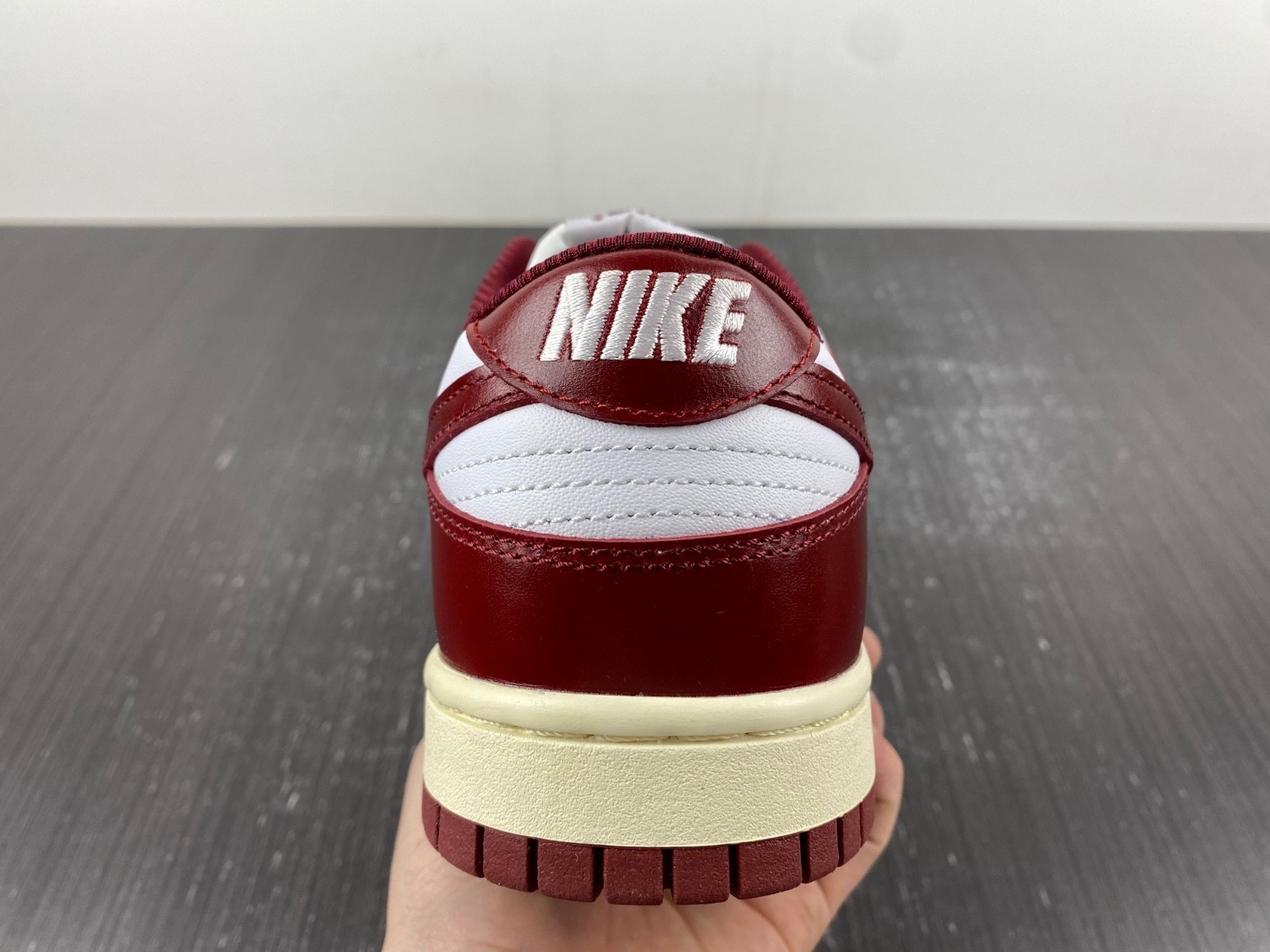 Nike Dunk Low PRM Vintage Team Red FJ4555-100