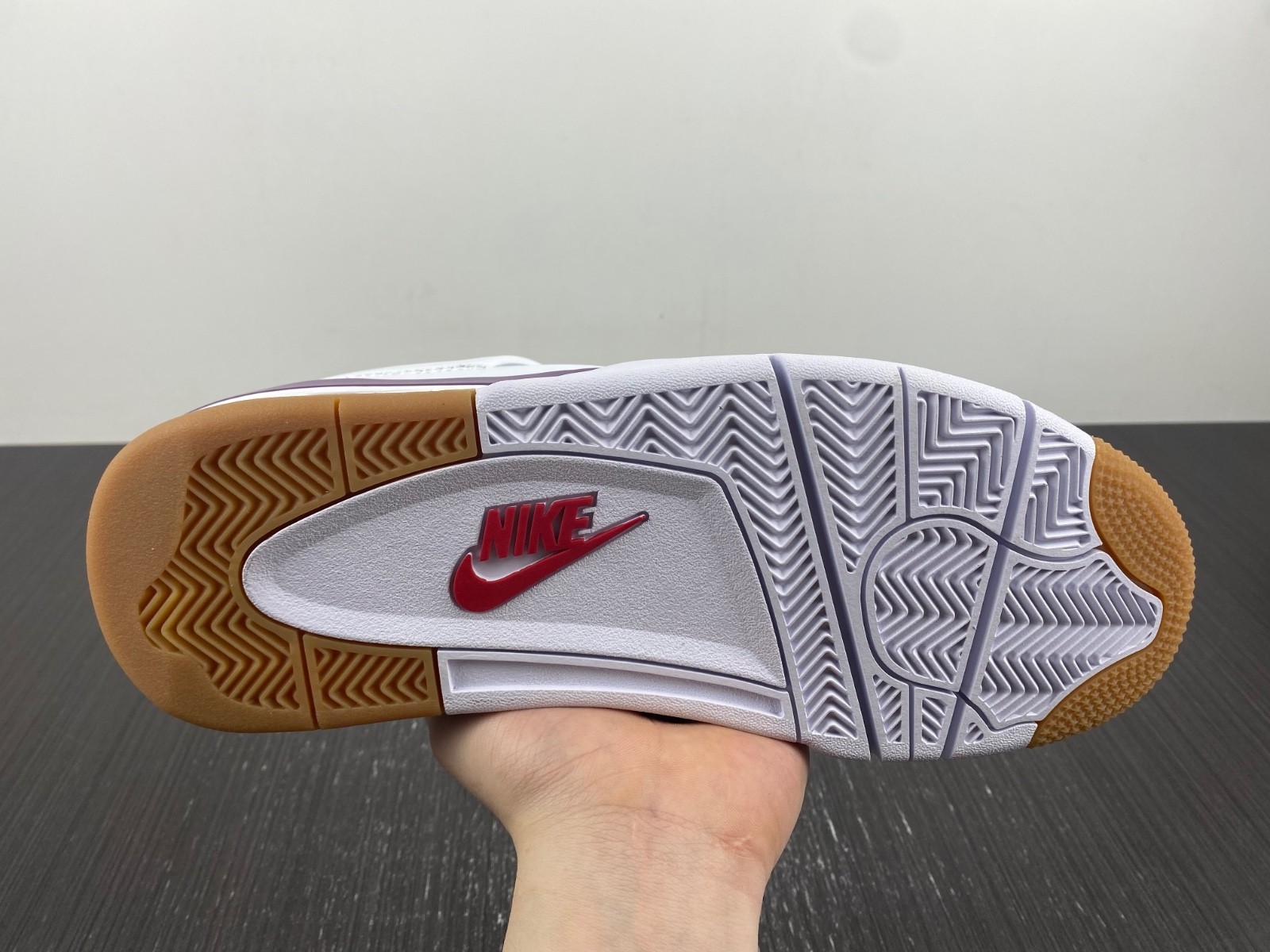Nike_SB_x_Air_Jordan_4 DR5415-150