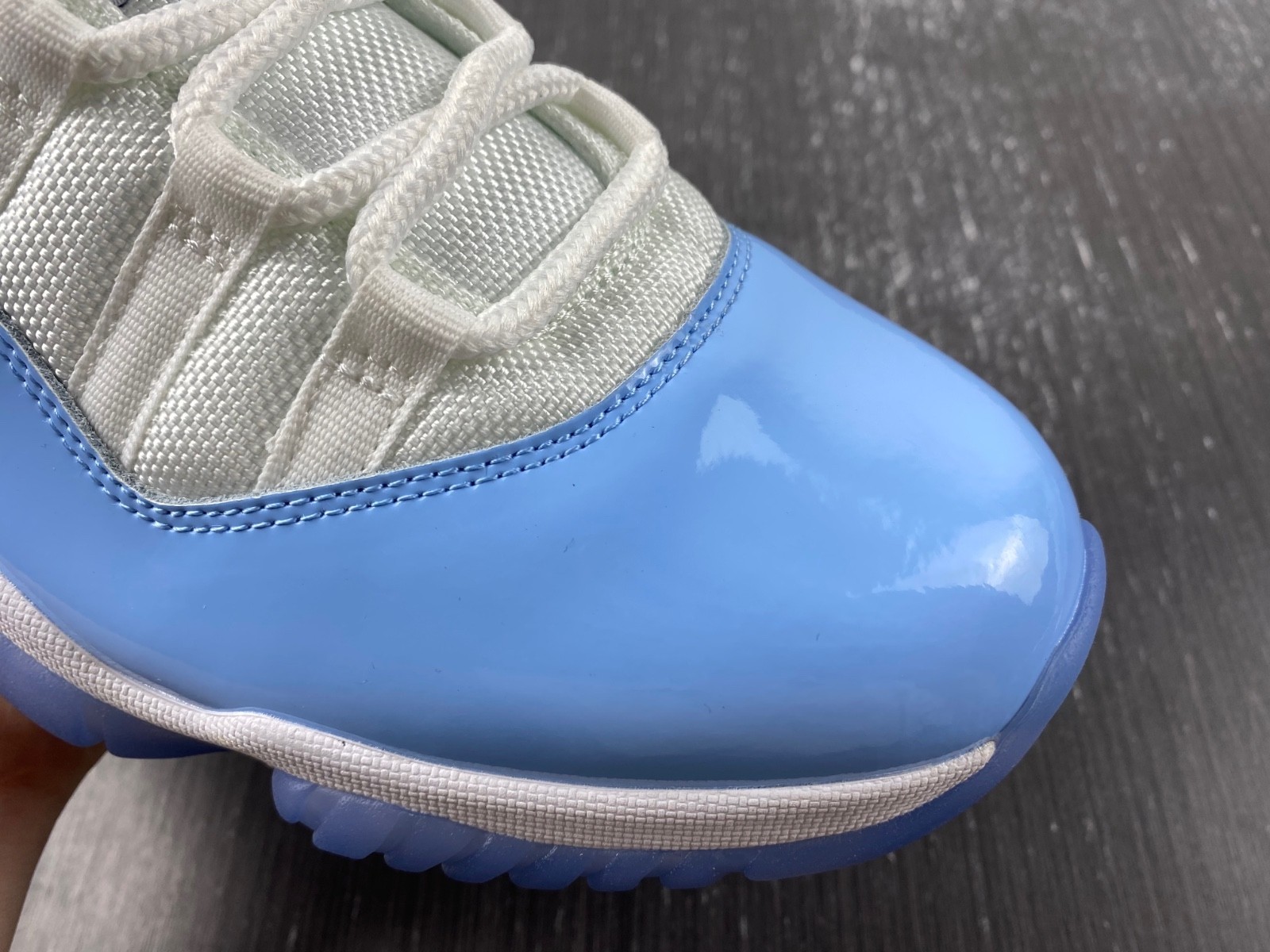 Nike Air Jordan 11 XI Retro CT8012-141