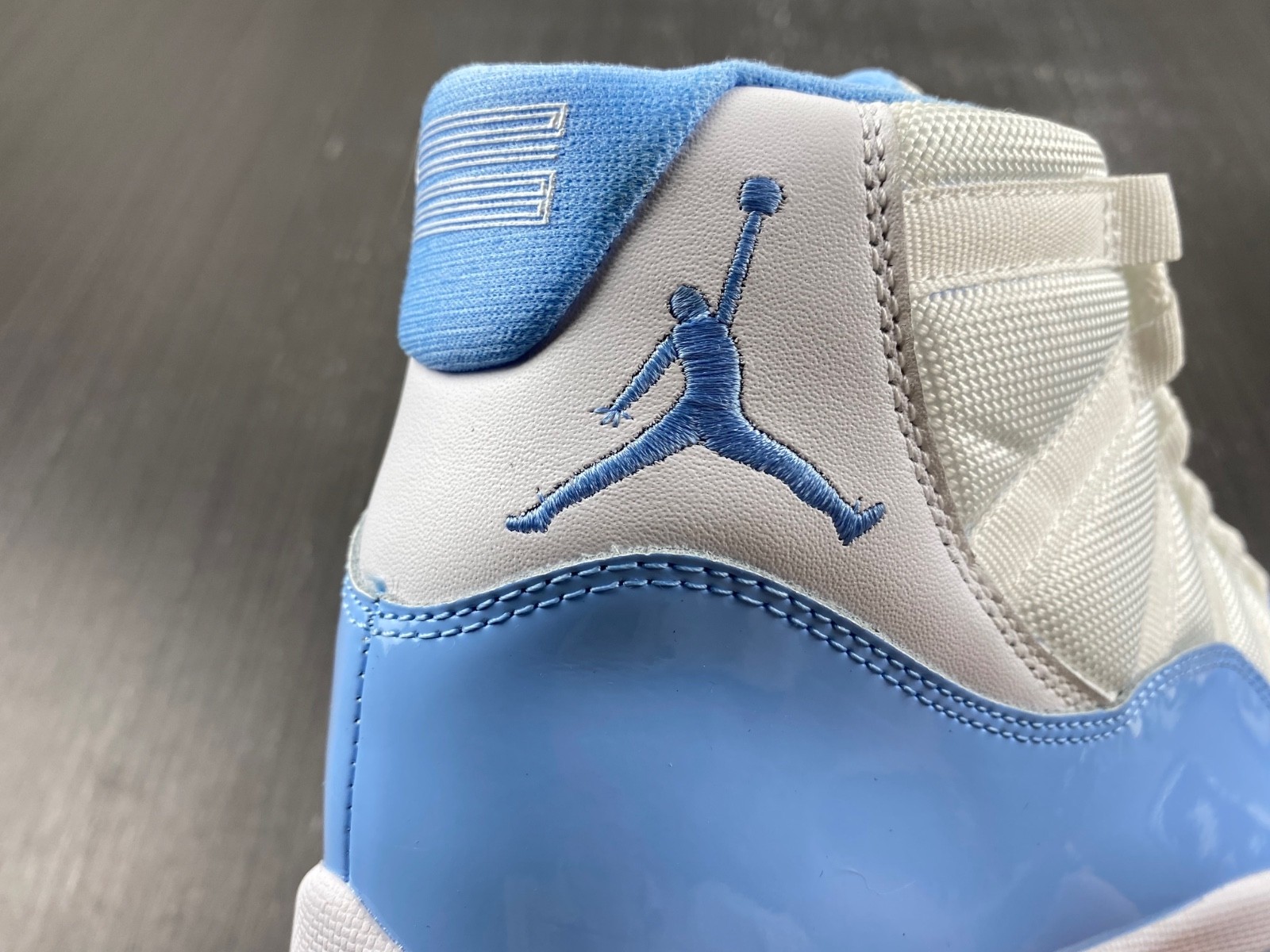 Nike Air Jordan 11 XI Retro CT8012-141