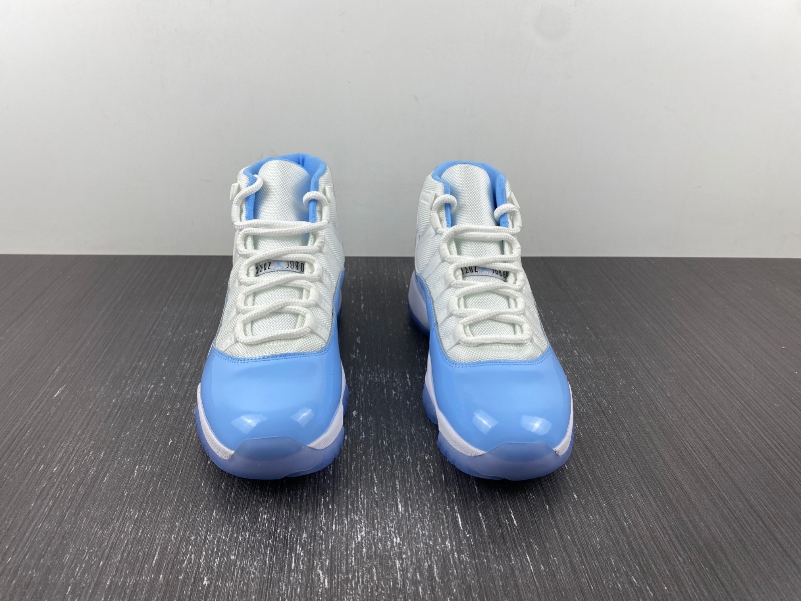 Nike Air Jordan 11 XI Retro CT8012-141