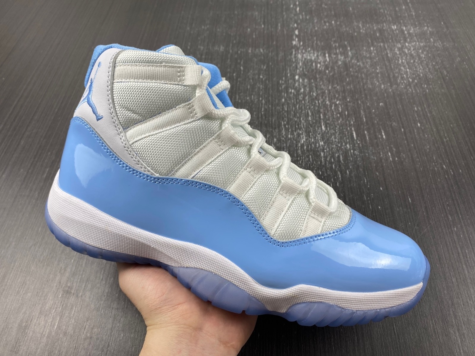 Nike Air Jordan 11 XI Retro CT8012-141