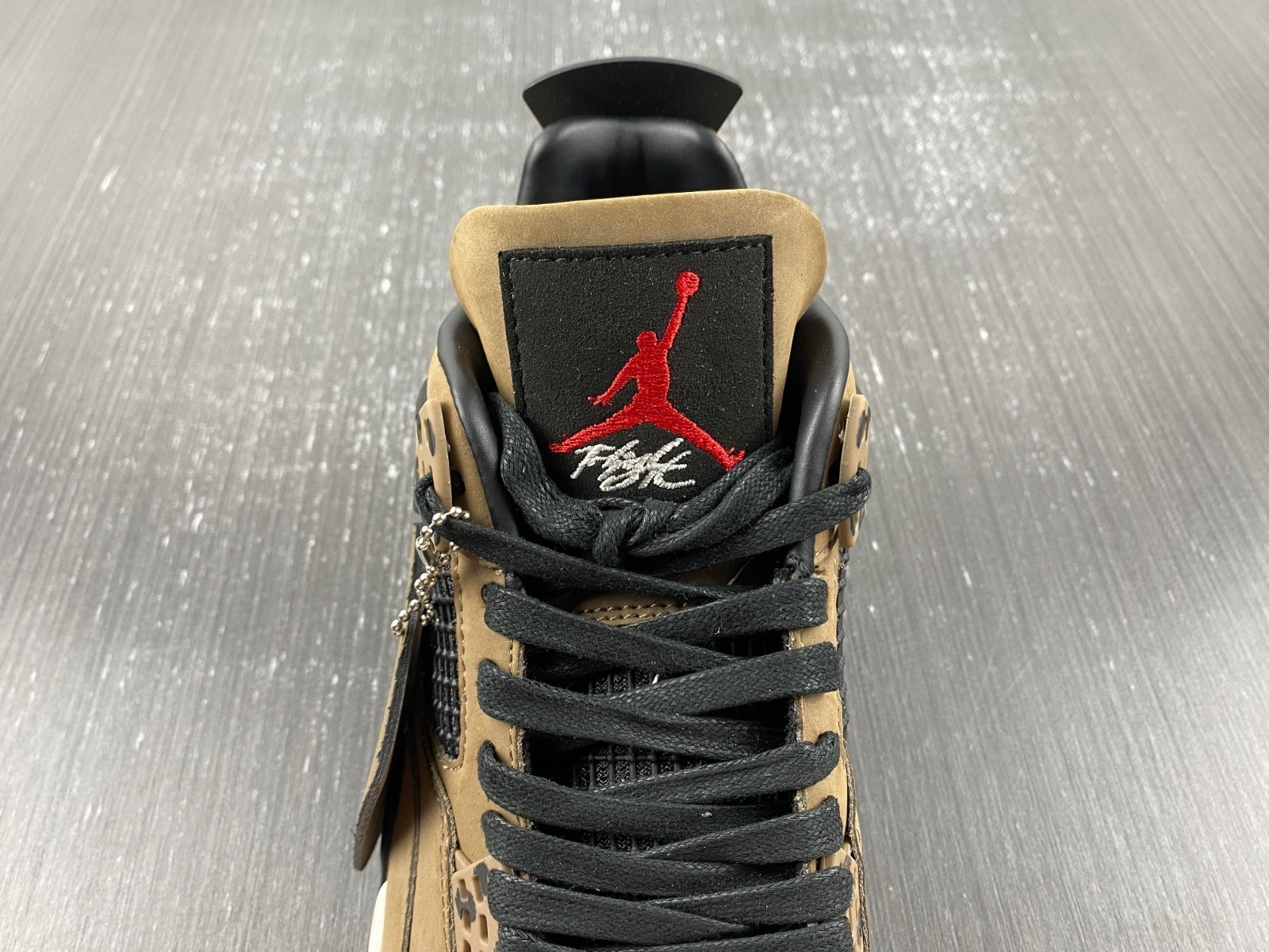 Travis Scott x Air Jordan 4 Olive AJ4-882335