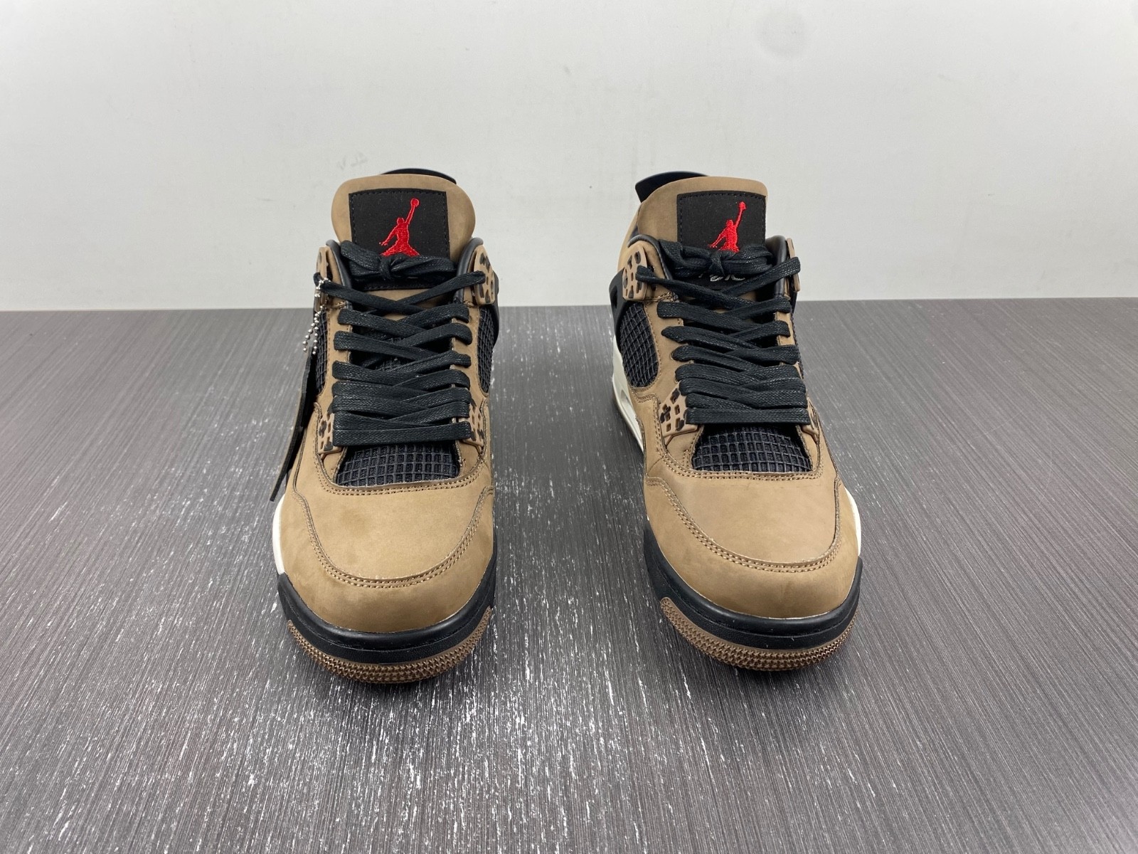 Travis Scott x Air Jordan 4 Olive AJ4-882335