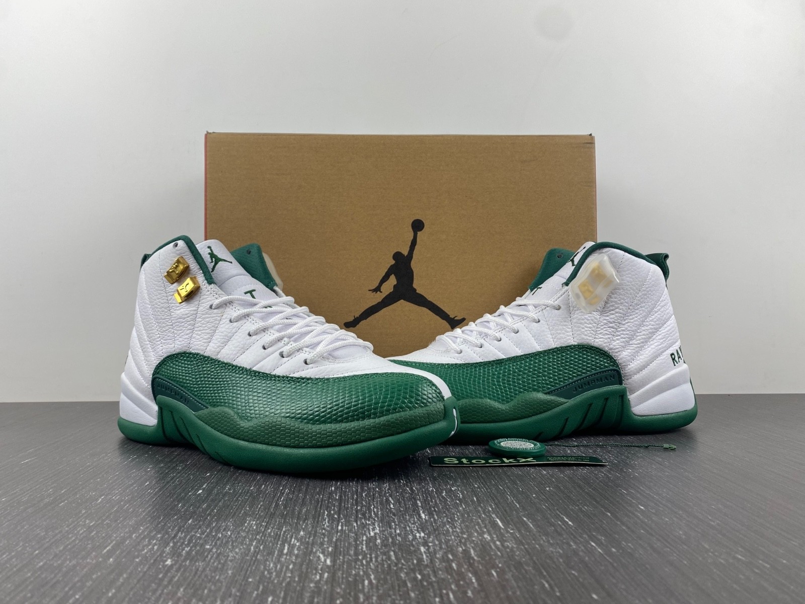 Air Jordan 12 Retro 136001-063