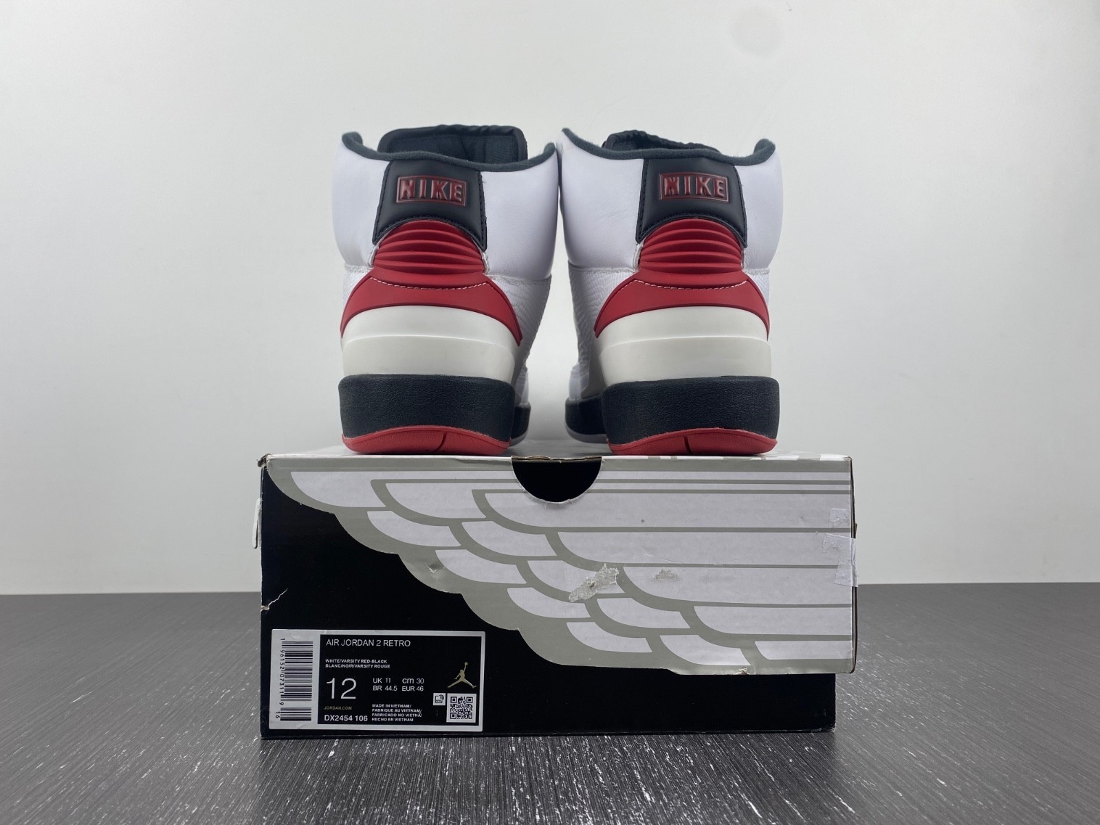 Air Jordan 2 Retro OG
