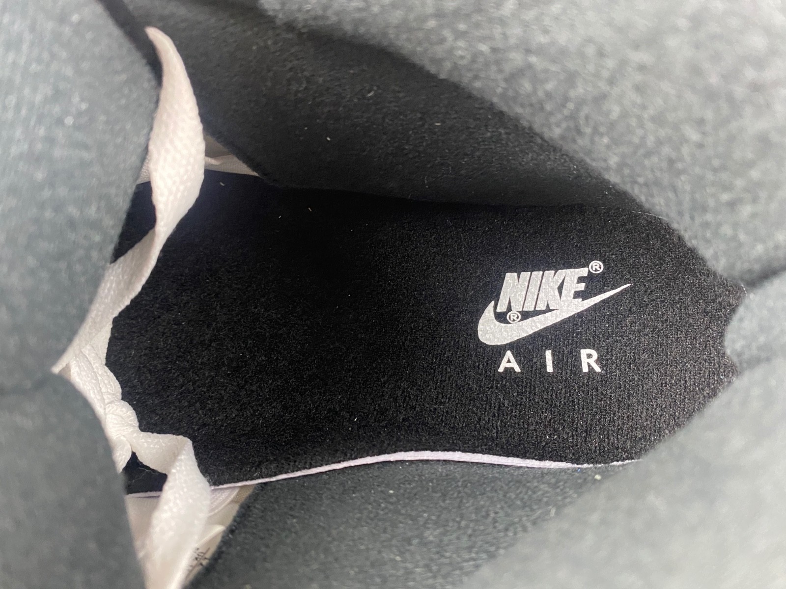 Air Jordan 2 Retro OG