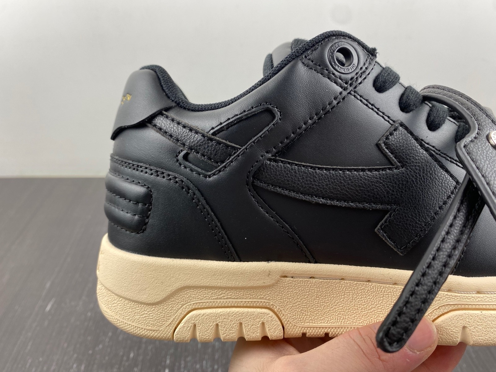 OFW Sneakers OW10041