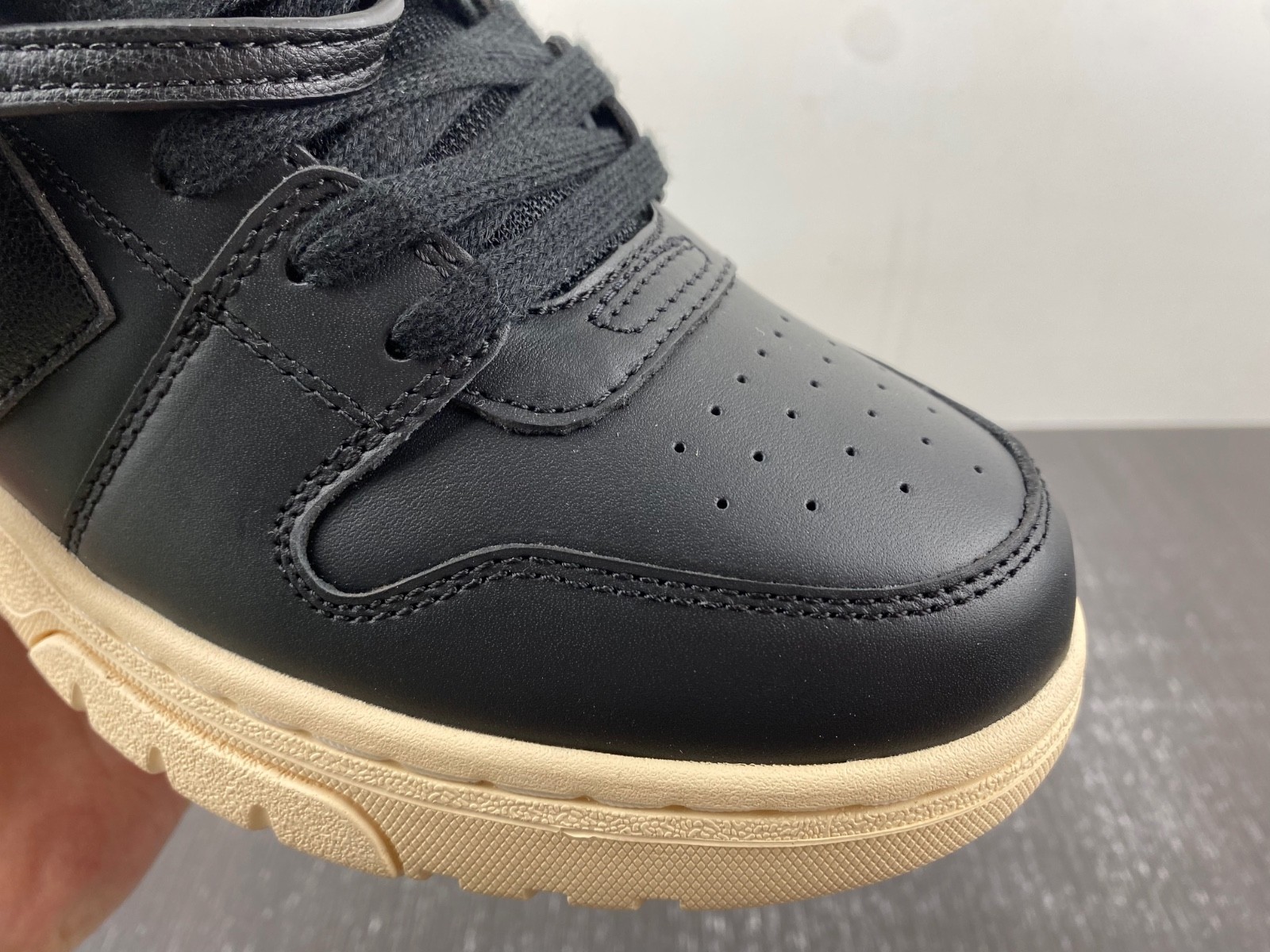 OFW Sneakers OW10041