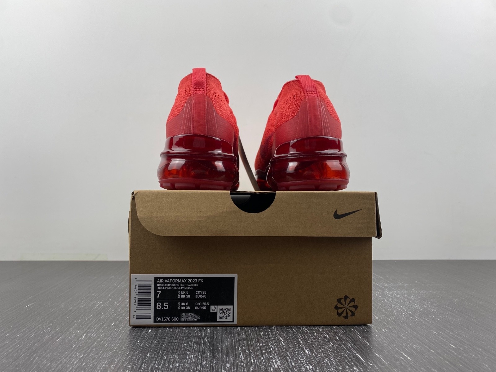 Nike Air VaporMax 2023 Flyknit "Triple Red" DV1678-600