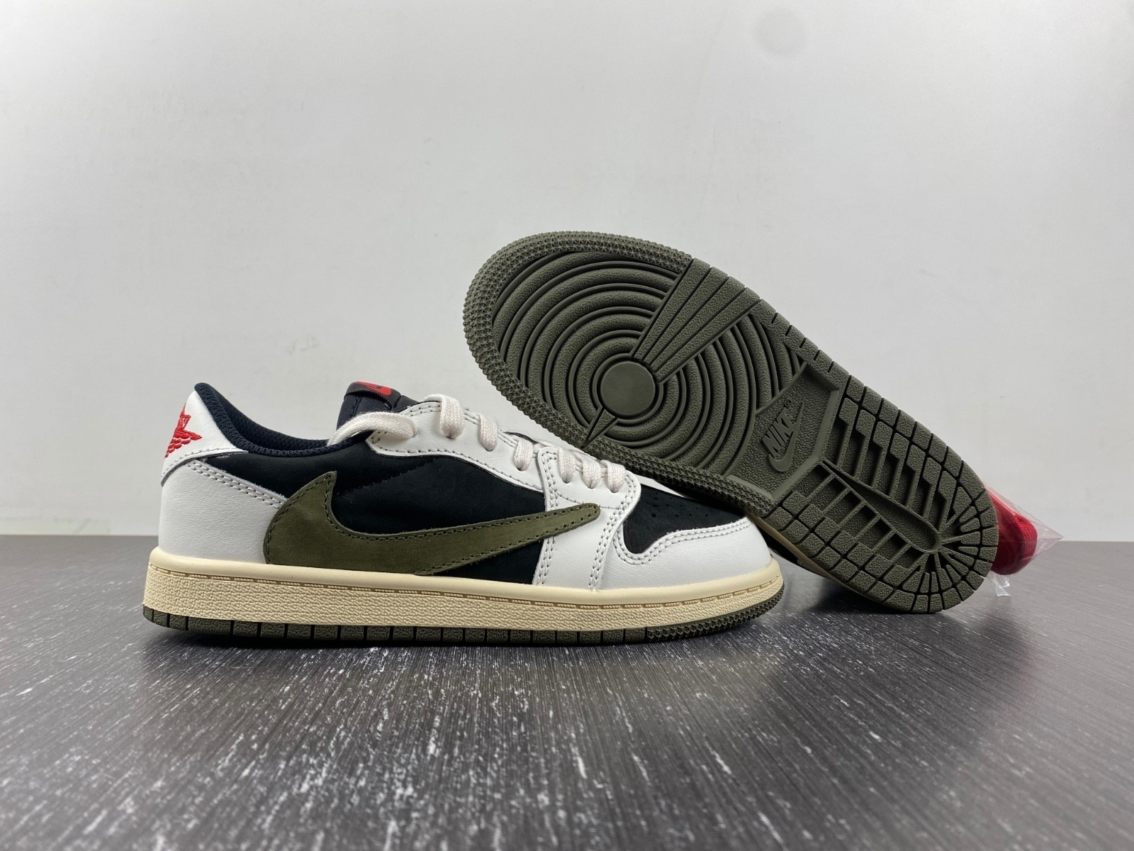 Kids Travis Scott x Air Jordan 1 OG Low DZ5909-106