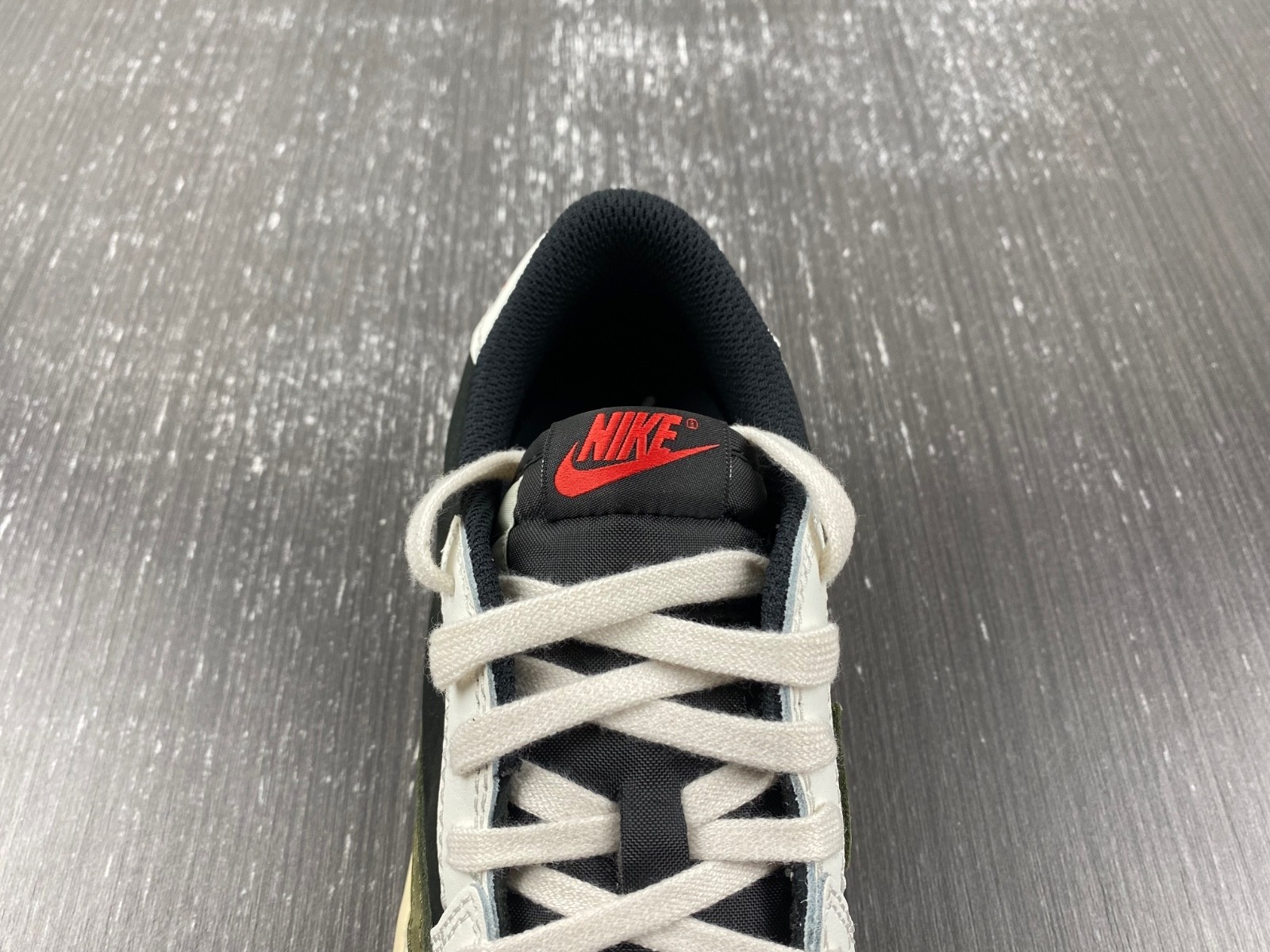 Kids Travis Scott x Air Jordan 1 OG Low DZ5909-106