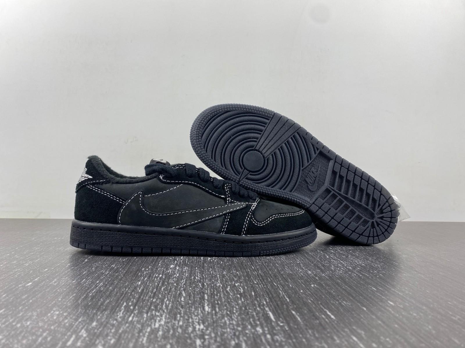 Kids Travis Scott x Air Jordan 1 OG Low DO5442-001