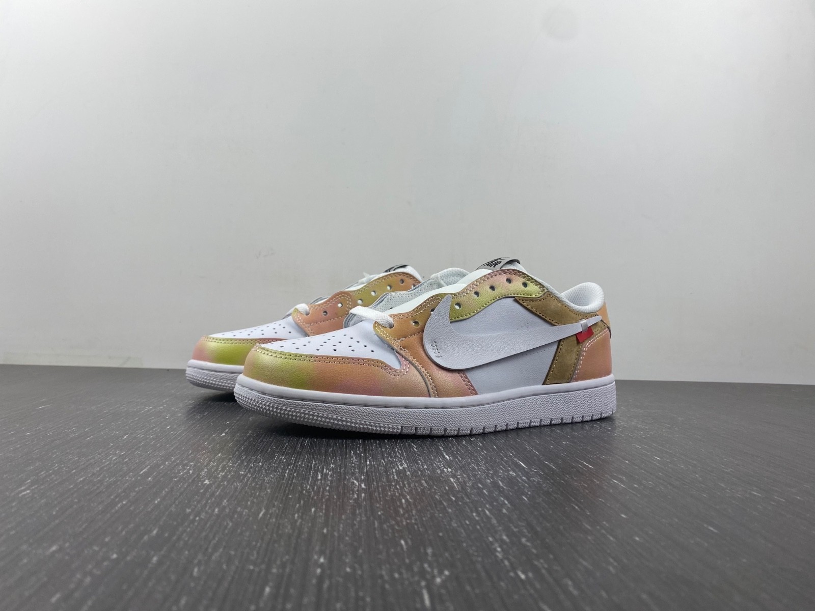 Air Jordan 1 x Off White Low Sneaker CZ0790-109