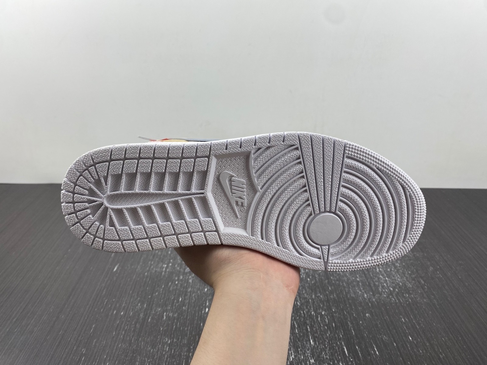 Air Jordan 1 x Off White Low Sneaker CZ0790-109
