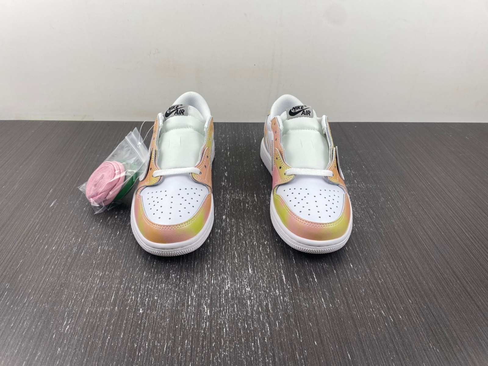 Air Jordan 1 x Off White Low Sneaker CZ0790-109
