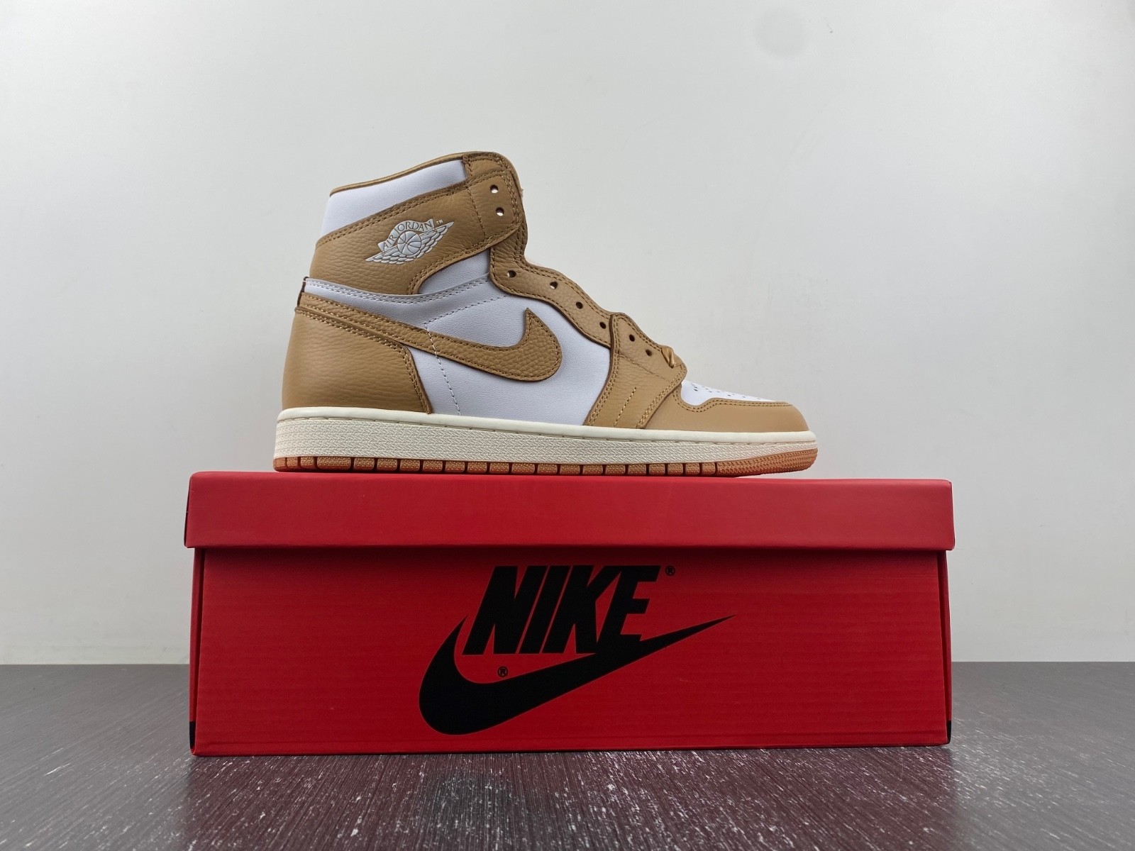 Air Jordan 1 Praline WMNS FN6622-201