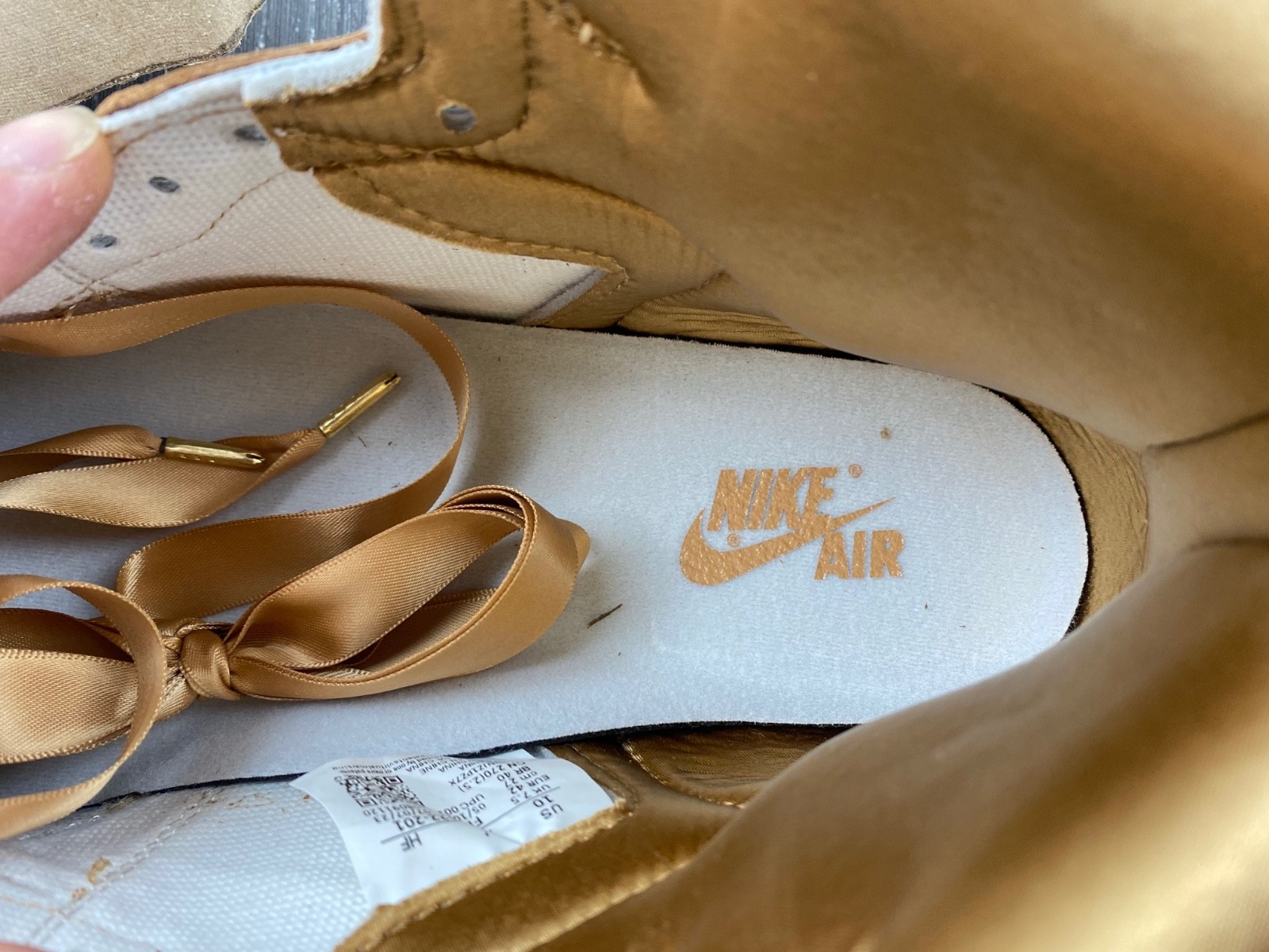 Air Jordan 1 Praline WMNS FN6622-201