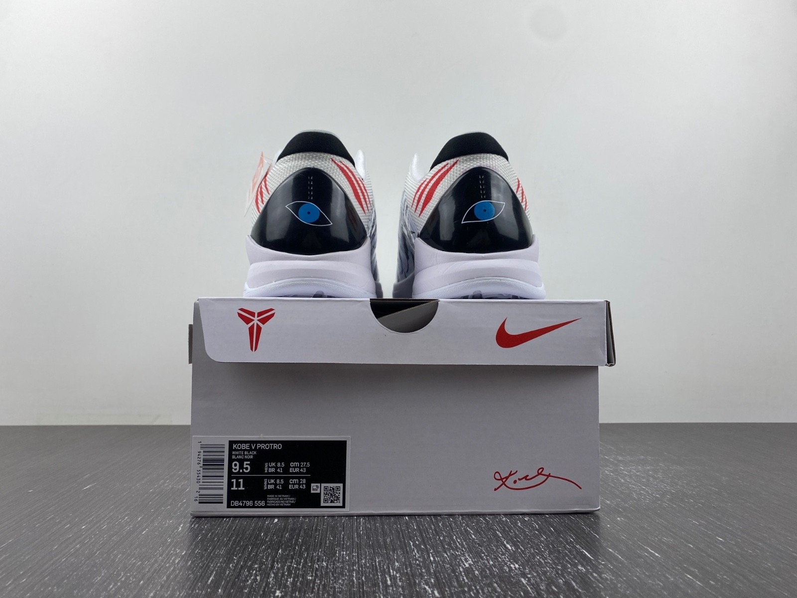 UNDEFEATED x Kobe 5 Protro DB4796-556