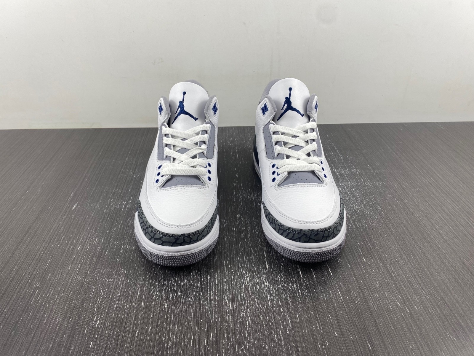 Air Jordan 3 “White/Navy” CT8532-140