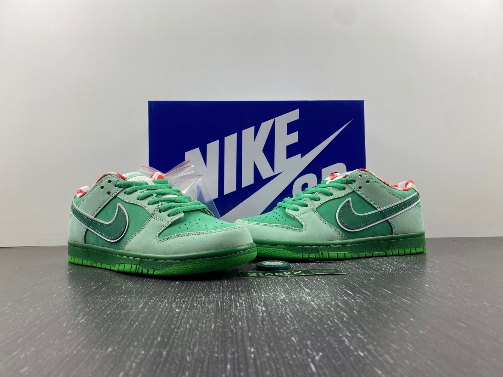 Concepts Nike Sb Dunk Low Green Lobster BV1310-303