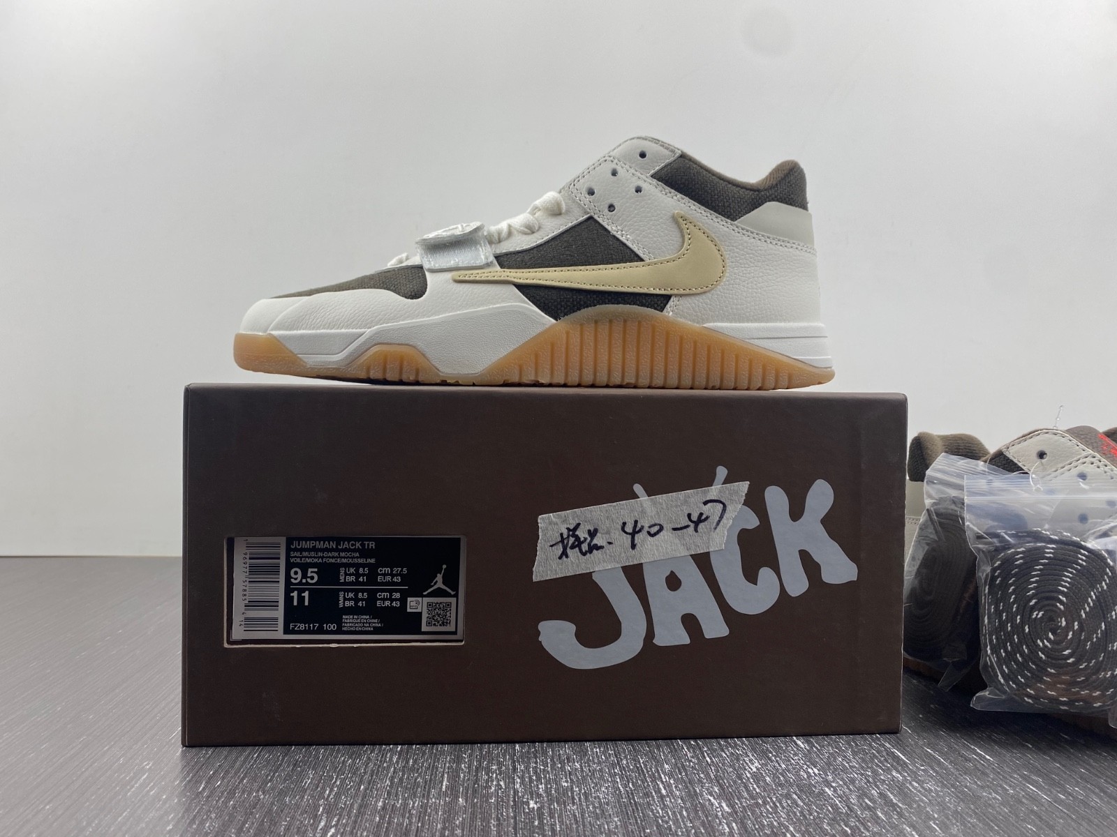 AJ1 Travis Scott x Jordan Cut The Check FZ8117-100
