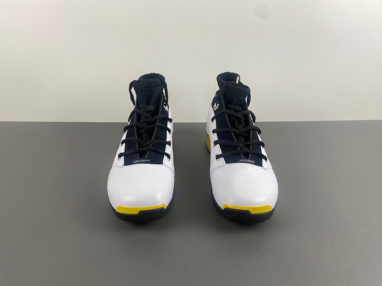 Air Jordan 17 Retro Low All-Star Lightning FJ0395-100