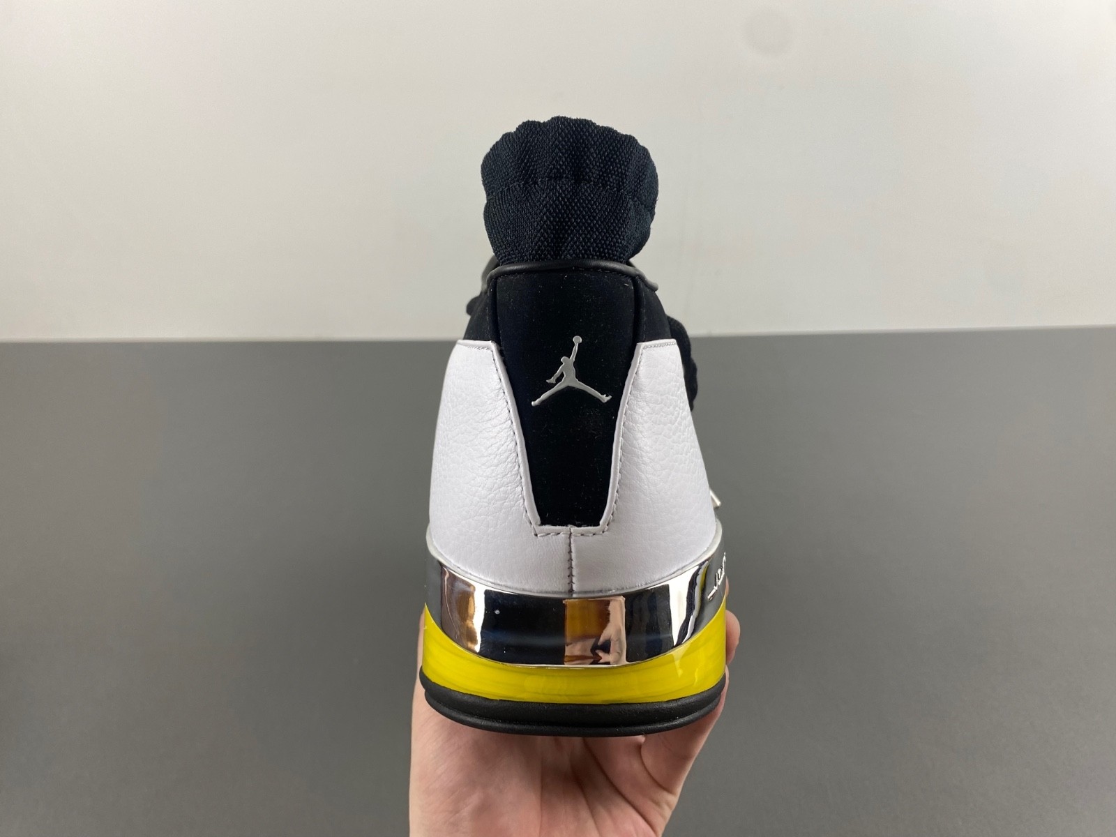 Air Jordan 17 Retro Low All-Star Lightning FJ0395-100