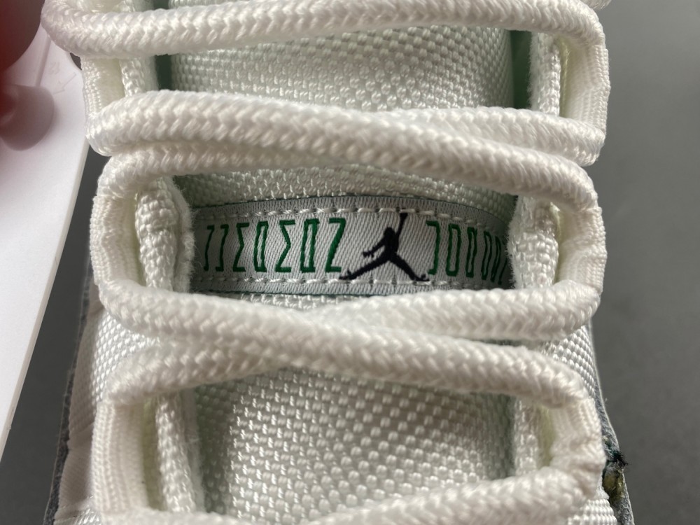 Air Jordan 11 High