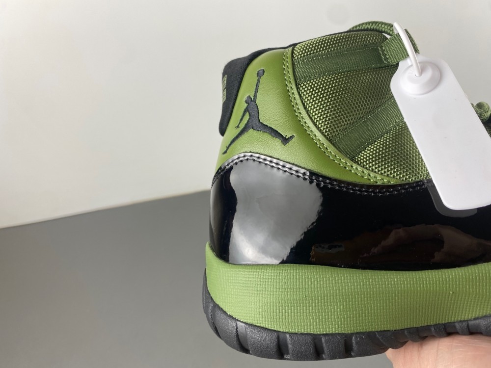 Air Jordan 11 Retro ARMY GREEN BLACK CT8012-300