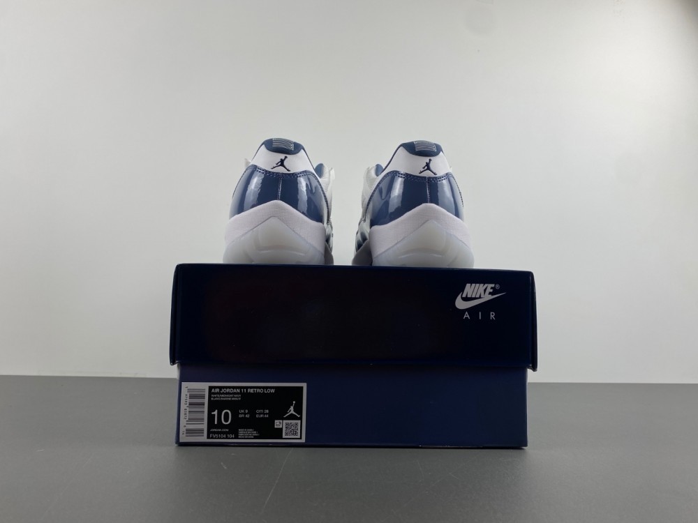 AIR JORDAN 11 LOW “DIFFUSED BLUE” FV5104-104