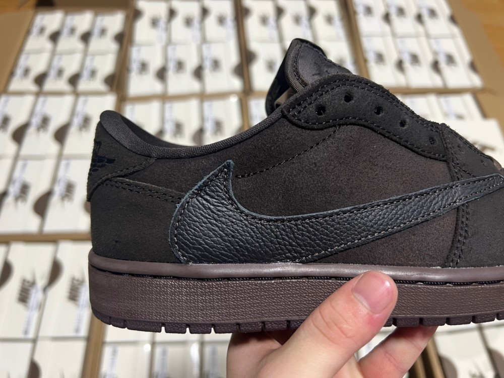 Travis Scott x Air Jordan 1 Low OG Velvet Brown DM7866-202