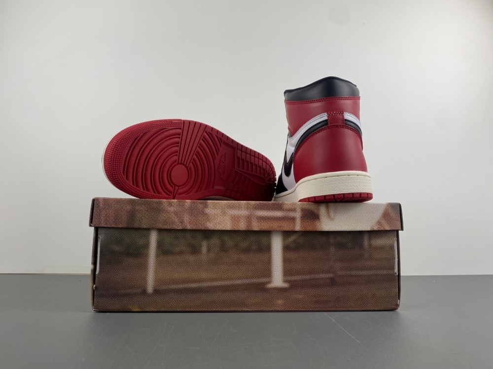 Air Jordan 1 High OG "Black Toe" Reimagined DZ5485-106 ( New )