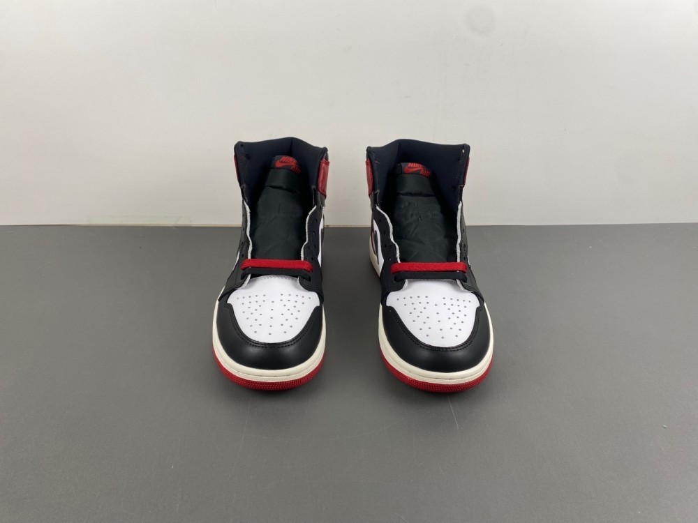 Air Jordan 1 High OG "Black Toe" Reimagined DZ5485-106 ( New )