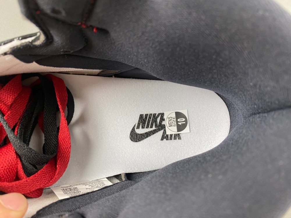 Air Jordan 1 High OG "Black Toe" Reimagined DZ5485-106 ( New )