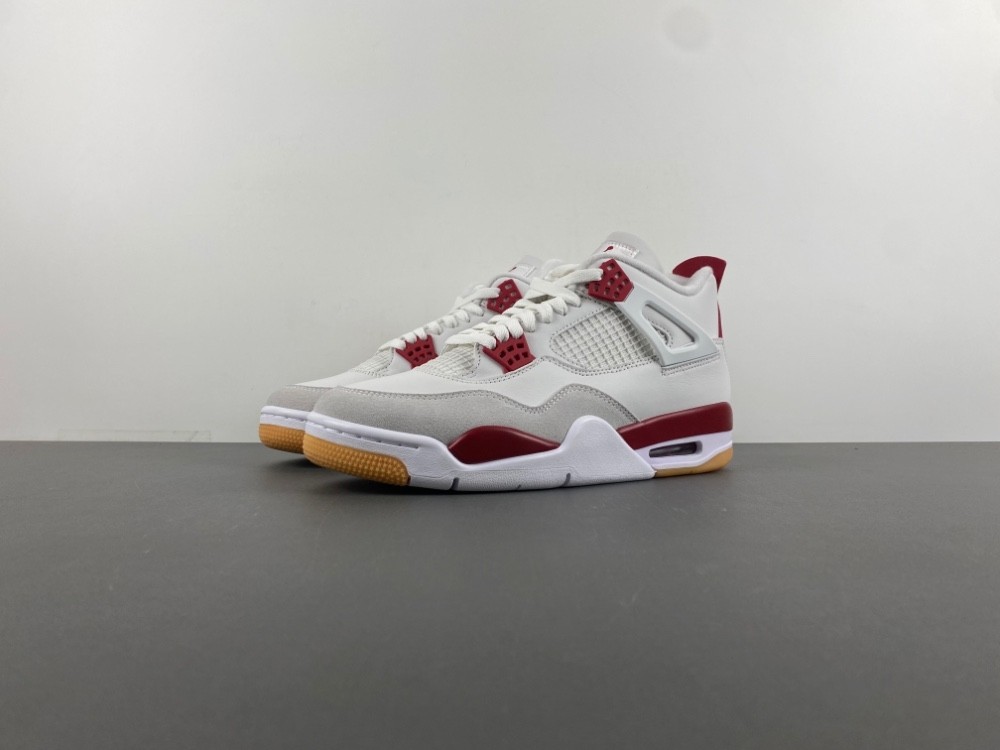Nike SB X Air Jordan 4 Retro SP