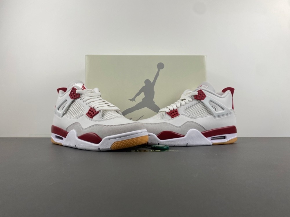 Nike SB X Air Jordan 4 Retro SP